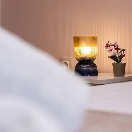 2bdrm Lejlighed *
