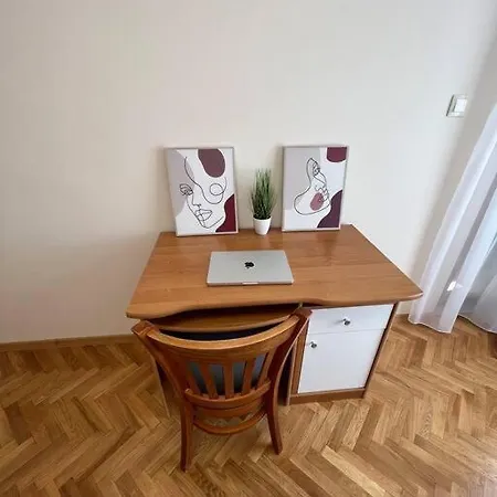 2bdrm Lägenhet *