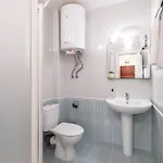 2bdrm Apartment *