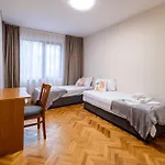 2bdrm