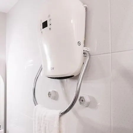 דירה 2bdrm וארנה