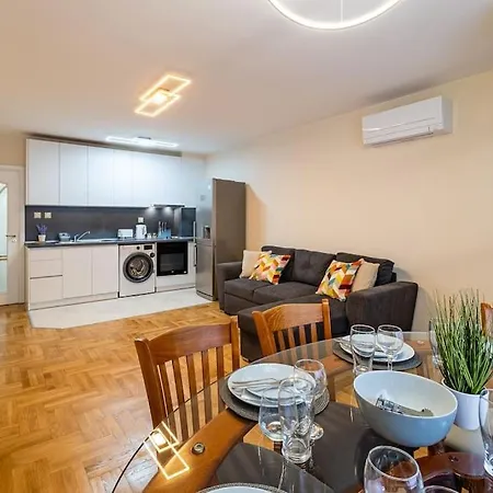 2bdrm * וארנה