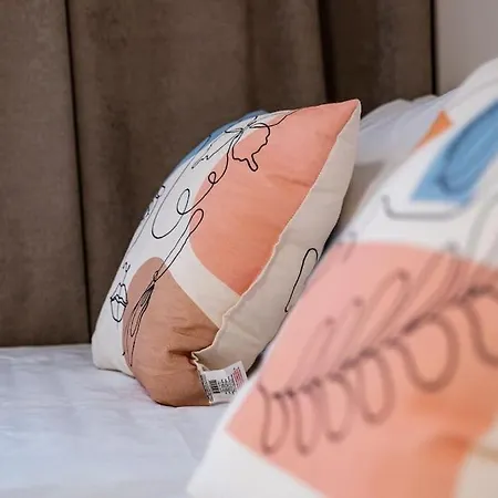 דירה 2bdrm וארנה