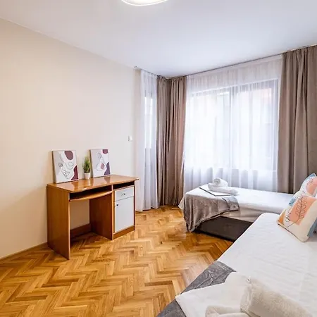 2bdrm * וארנה